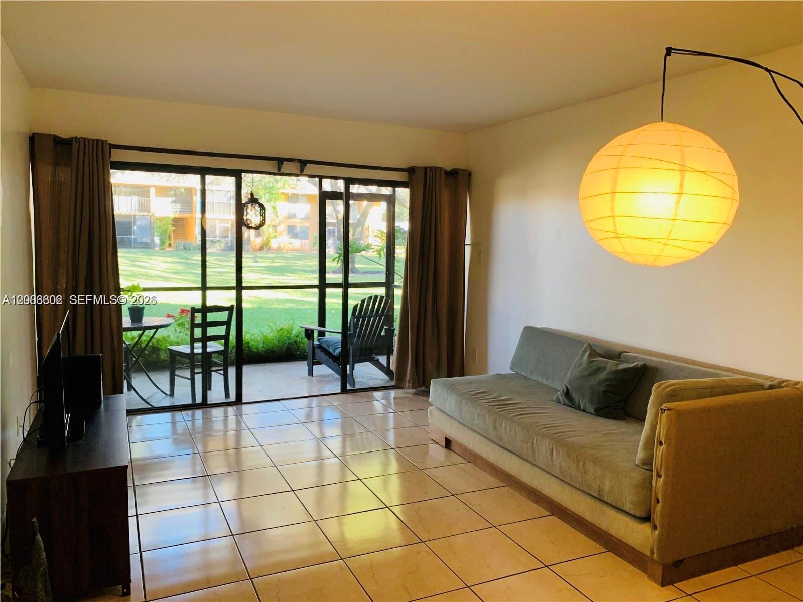HAMPTON COURT CONDO - Residential