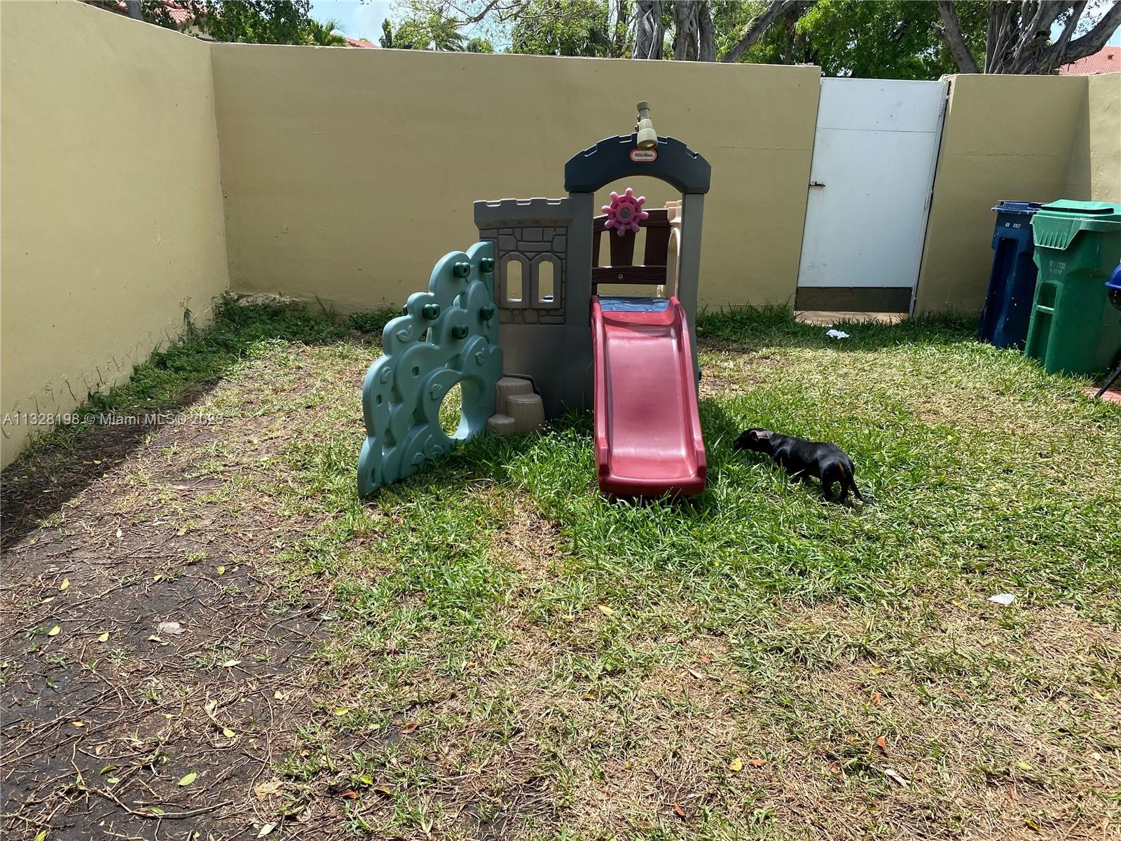KENDALE LAKES NORTH SEC S - Residential