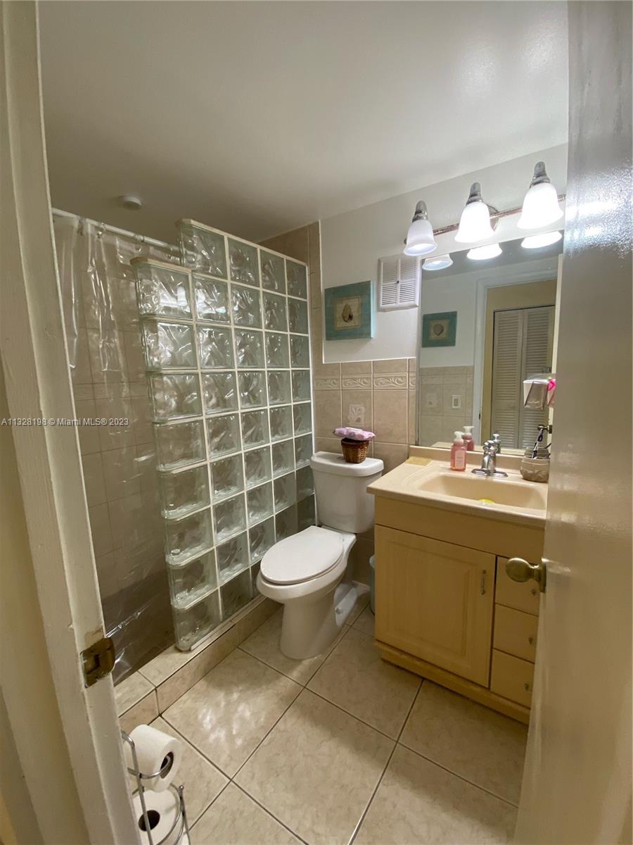 KENDALE LAKES NORTH SEC S - Residential