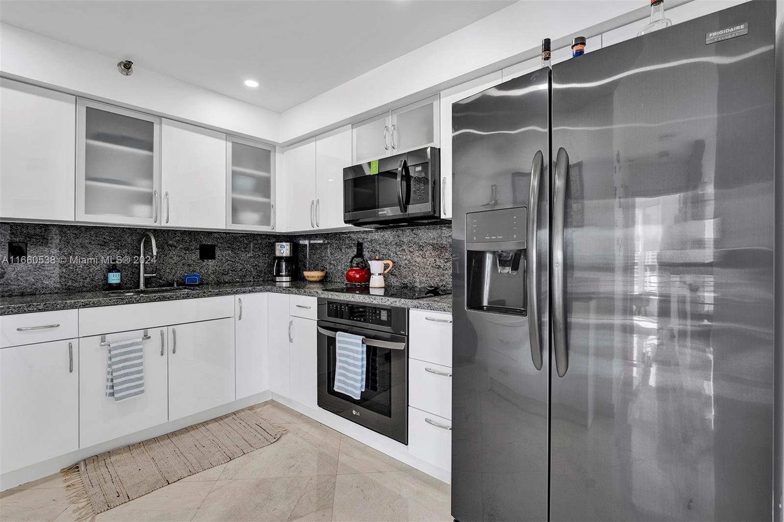 MYSTIC POINTE TOWER 500 C - Residential Lease