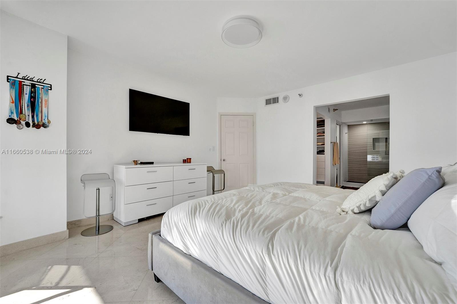 MYSTIC POINTE TOWER 500 C - Residential Lease