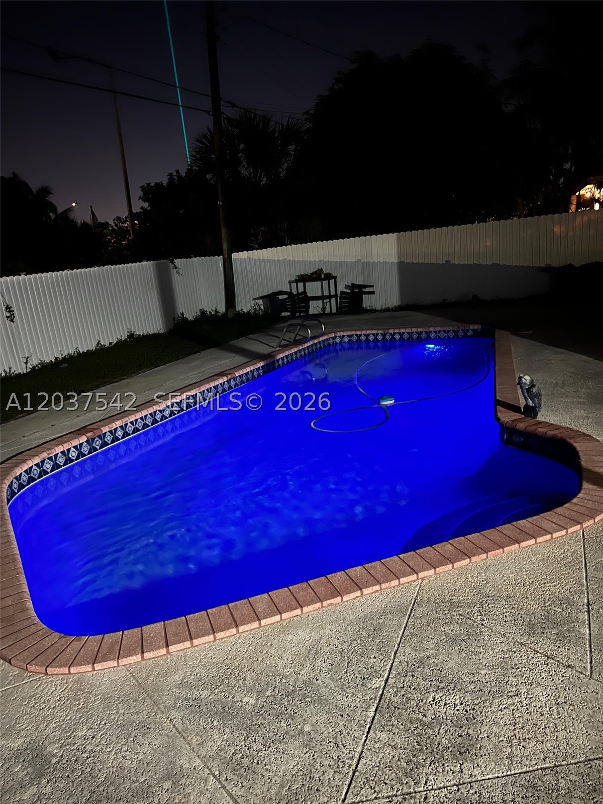 DRIFTWOOD ESTATES NO 3 - Residential