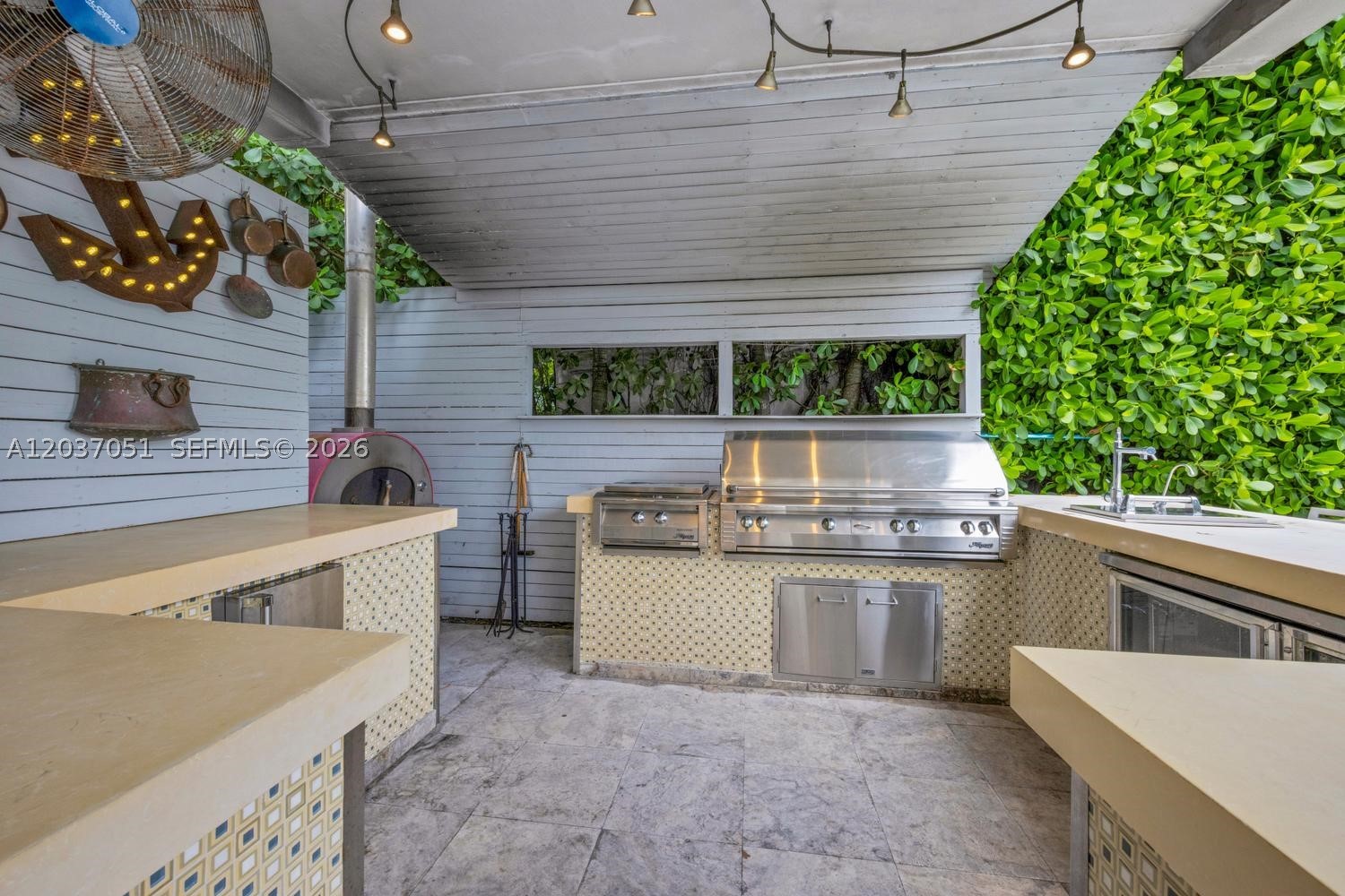 HAYNSWORTH VILLAGE - Residential Lease