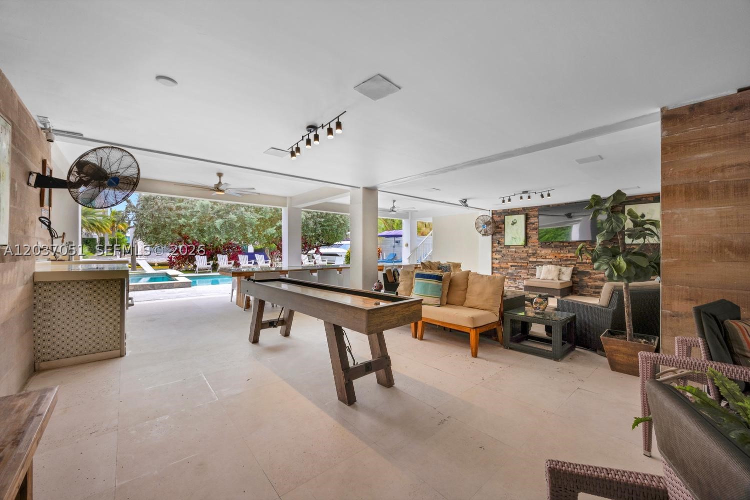 HAYNSWORTH VILLAGE - Residential Lease