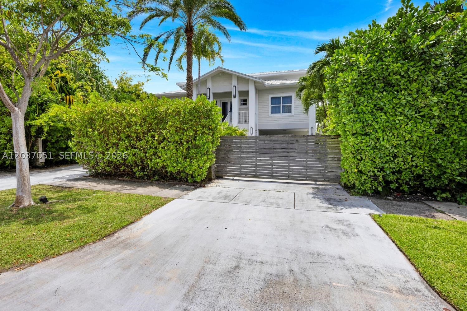 HAYNSWORTH VILLAGE - Residential Lease