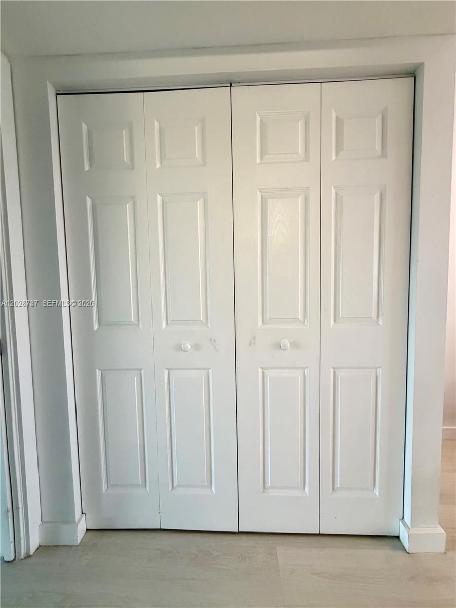 CAMBRIDGE F CONDO - Residential