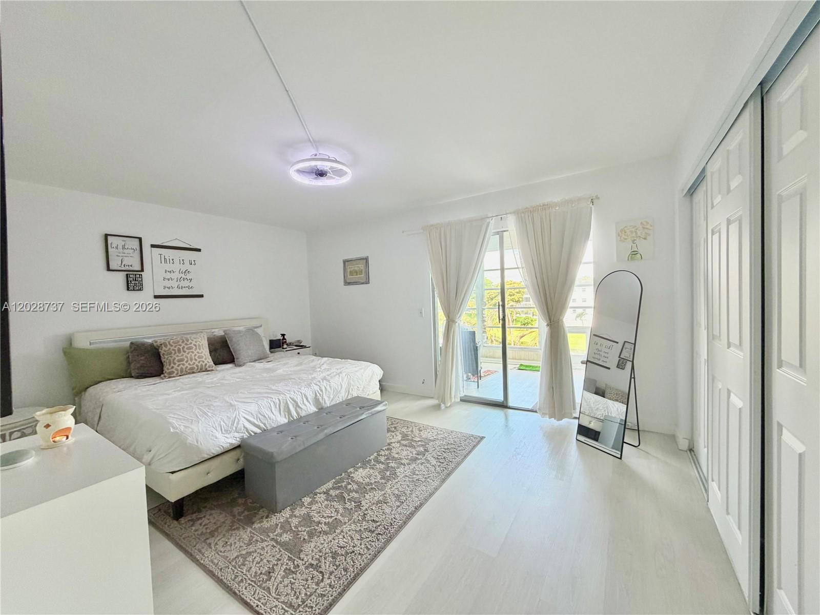 CAMBRIDGE F CONDO - Residential