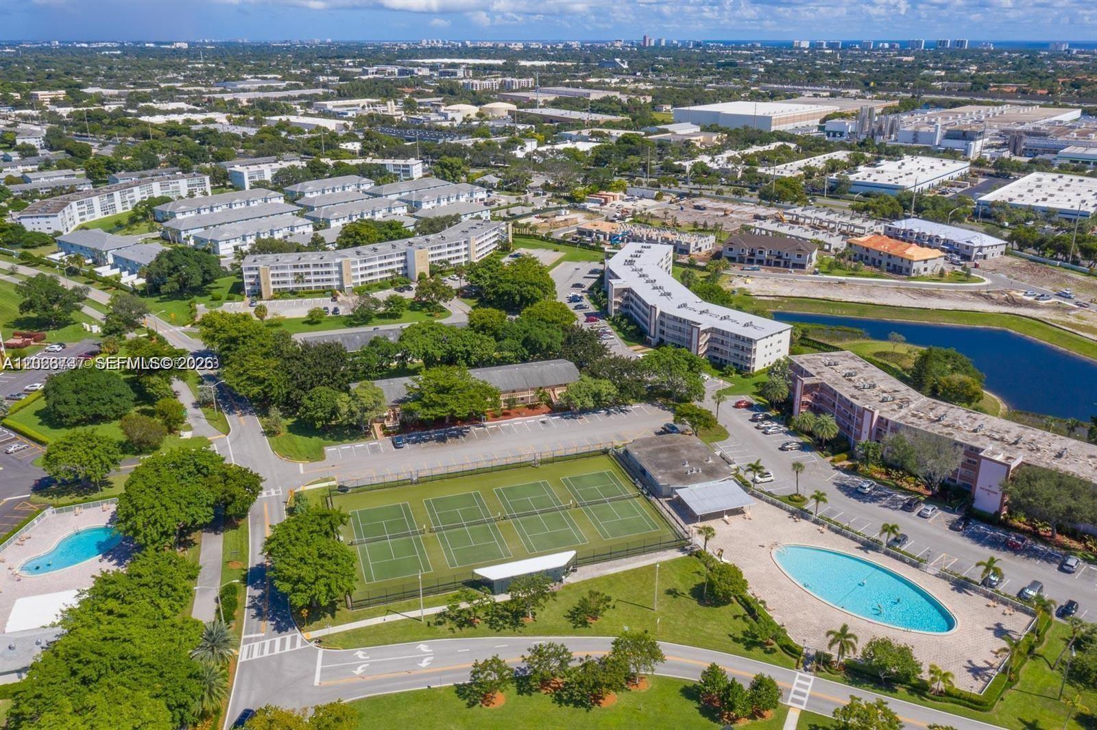 CAMBRIDGE F CONDO - Residential