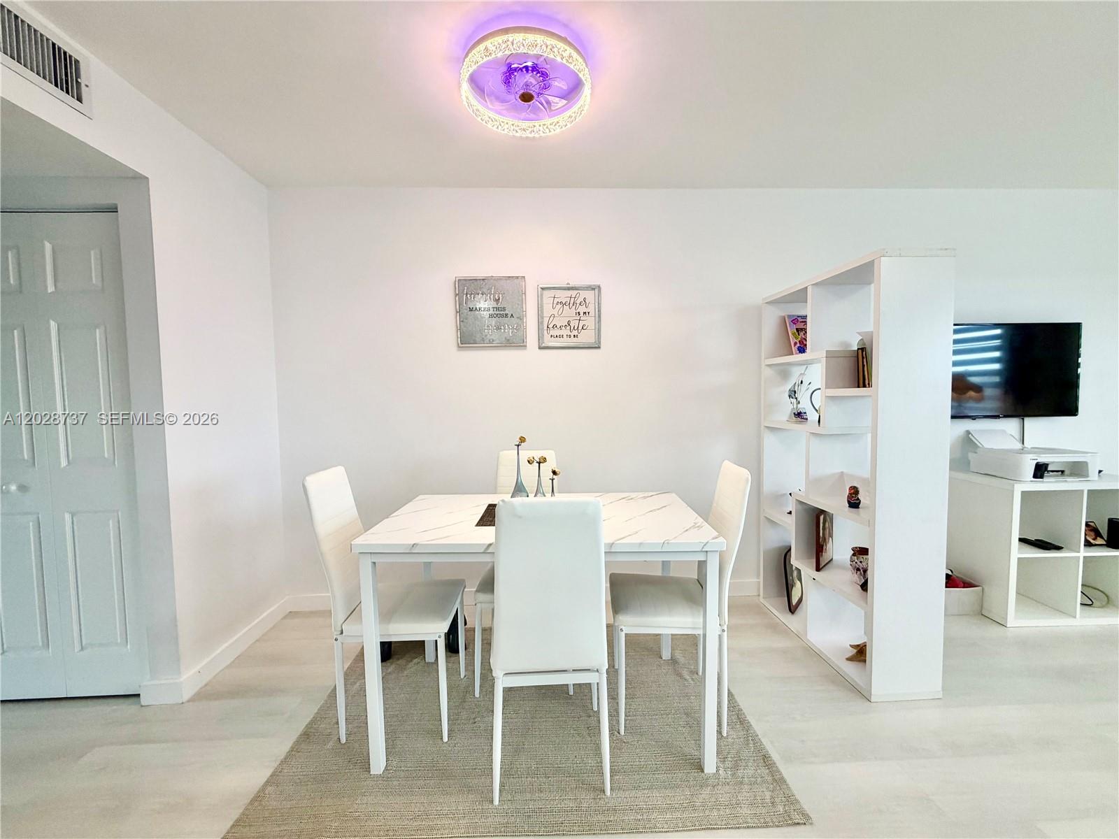 CAMBRIDGE F CONDO - Residential