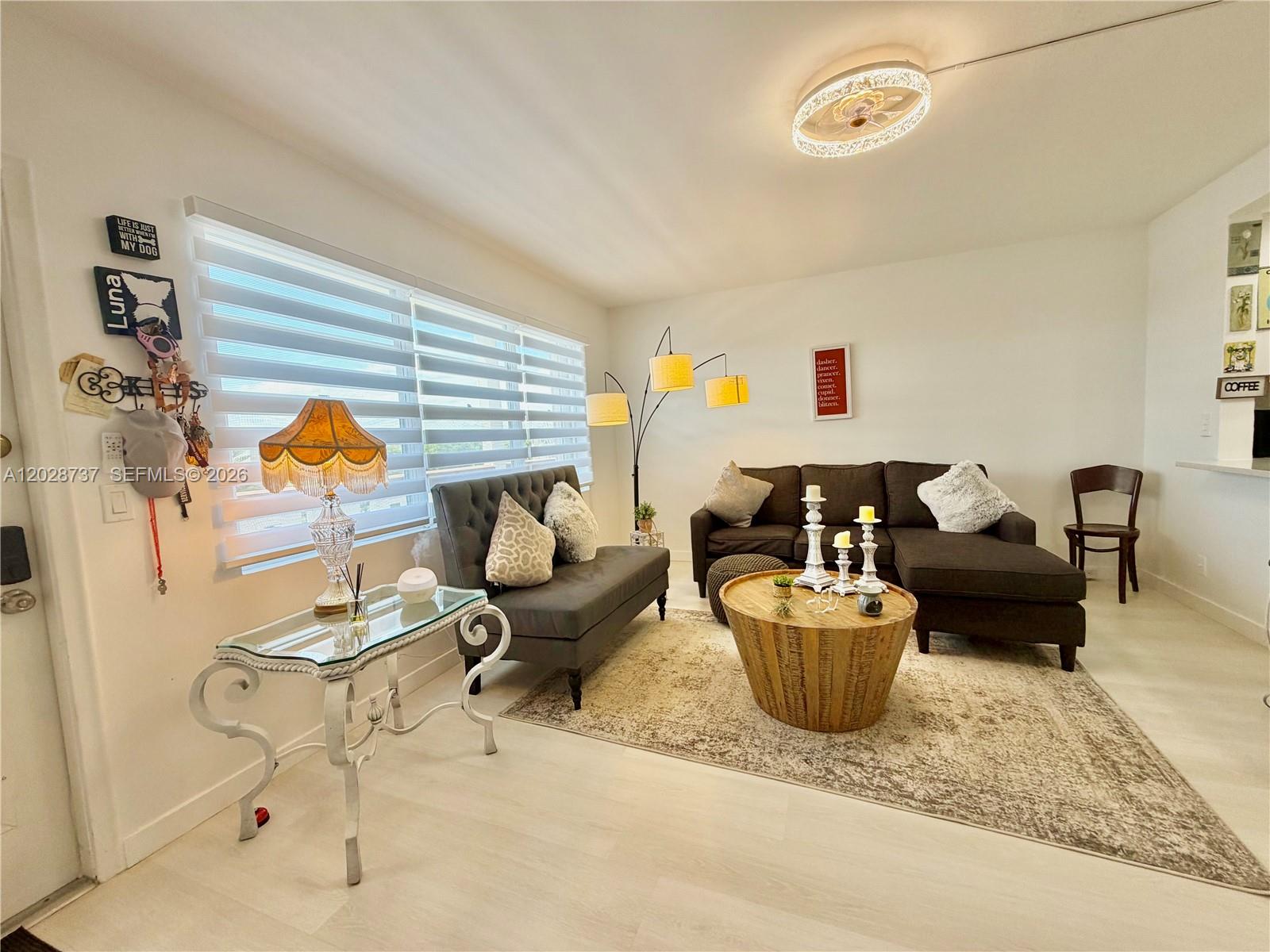 CAMBRIDGE F CONDO - Residential