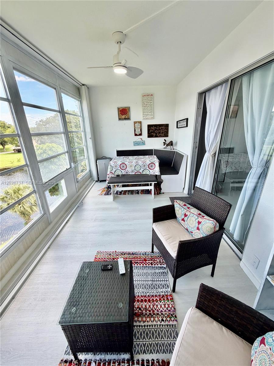 CAMBRIDGE F CONDO - Residential