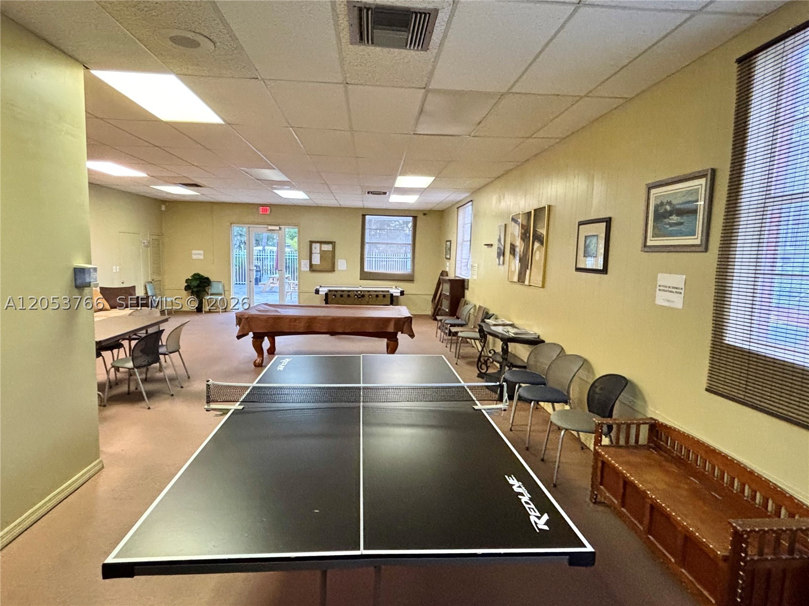 EASTERN SHORES WHITE HOUS - Residential Lease