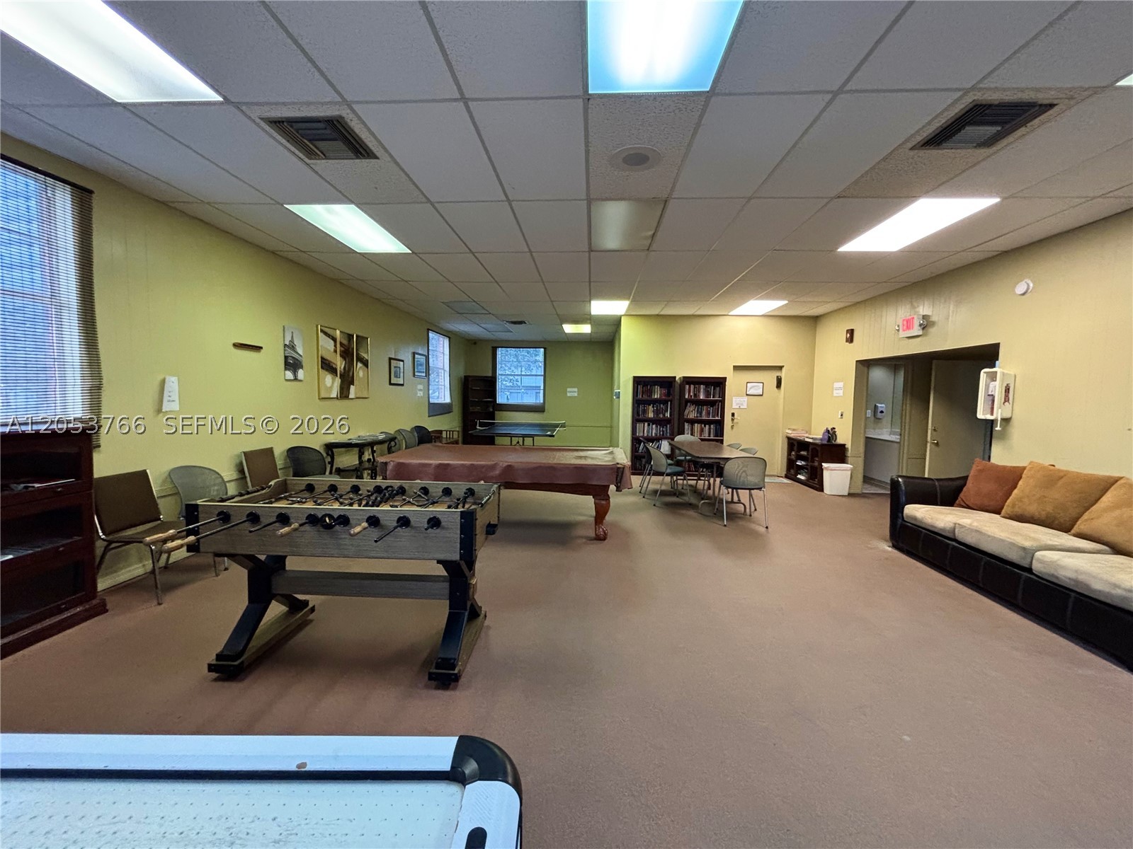 EASTERN SHORES WHITE HOUS - Residential Lease