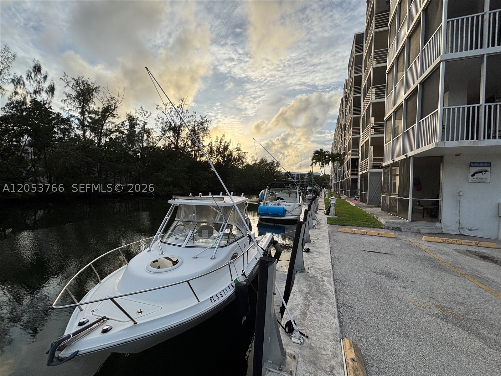 EASTERN SHORES WHITE HOUS - Residential Lease