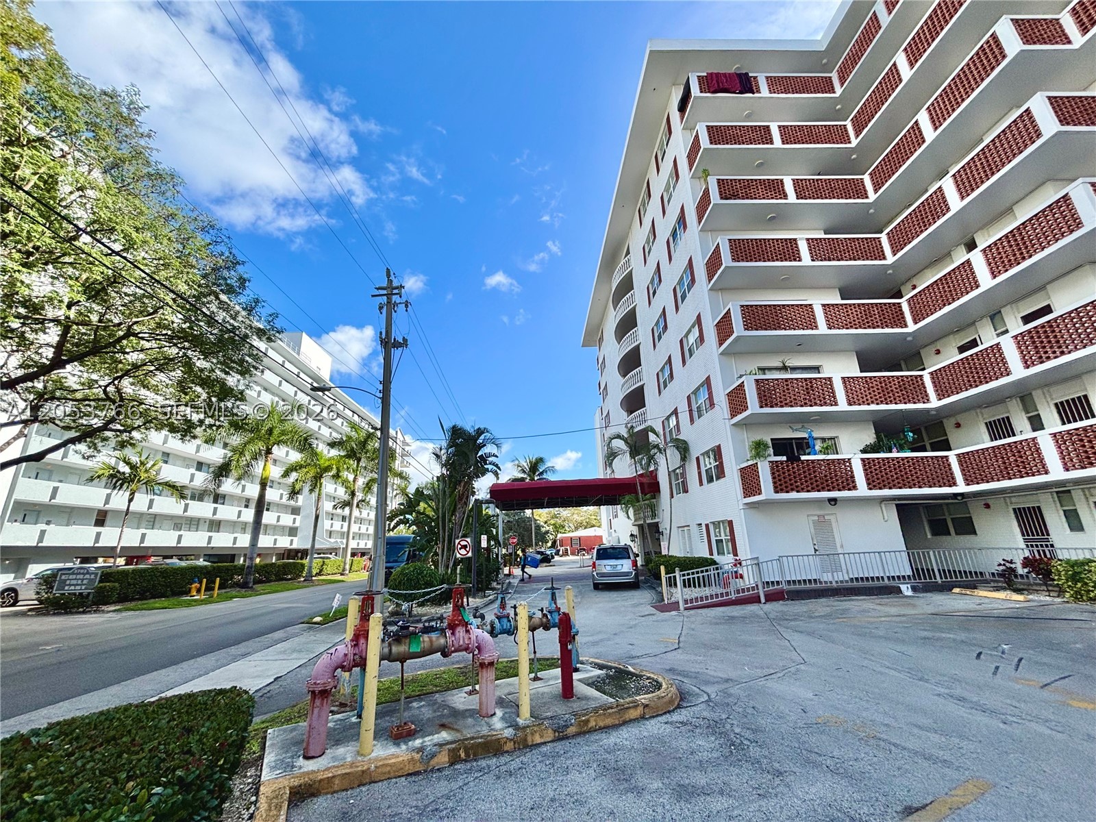 EASTERN SHORES WHITE HOUS - Residential Lease