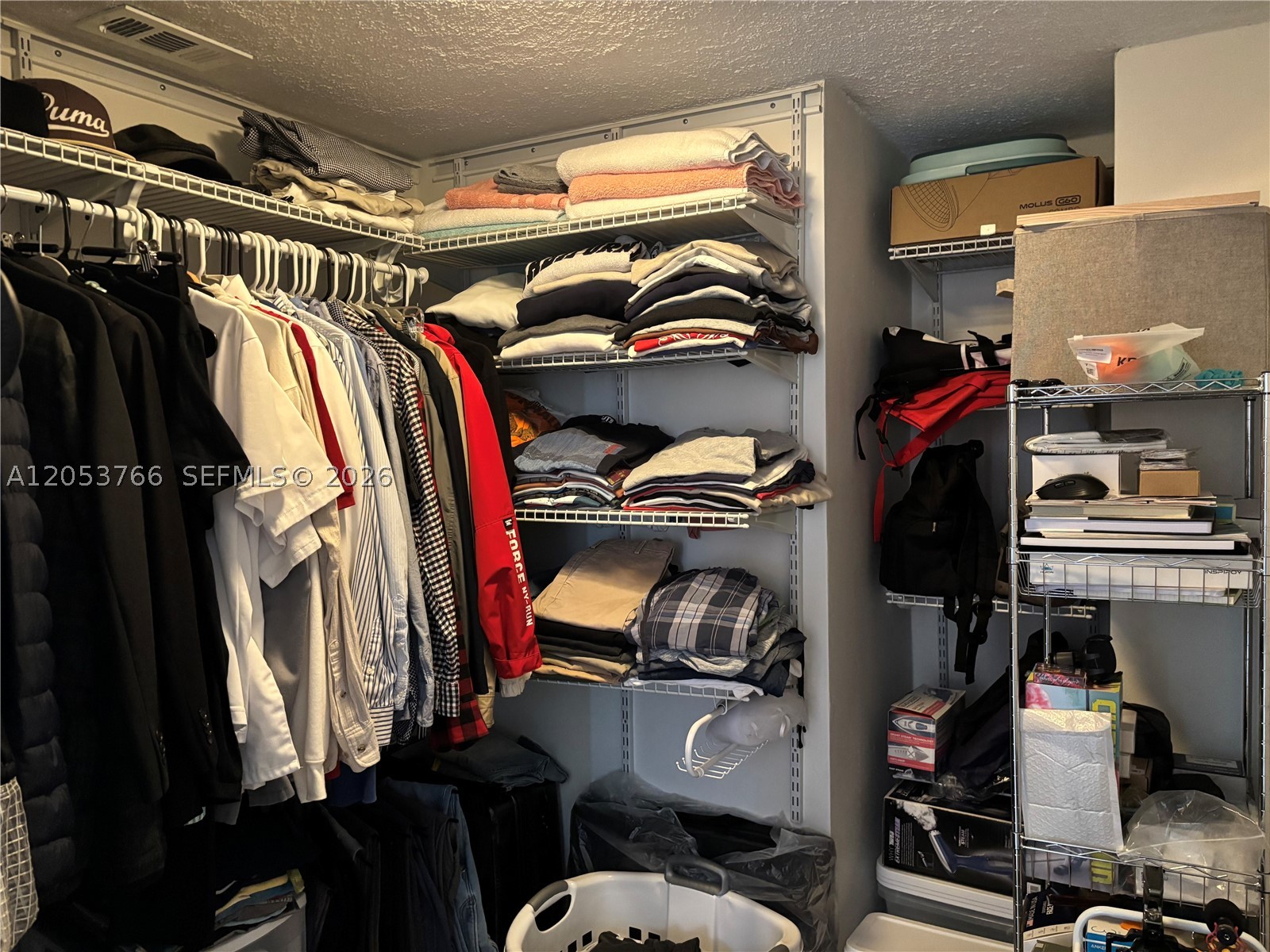 EASTERN SHORES WHITE HOUS - Residential Lease