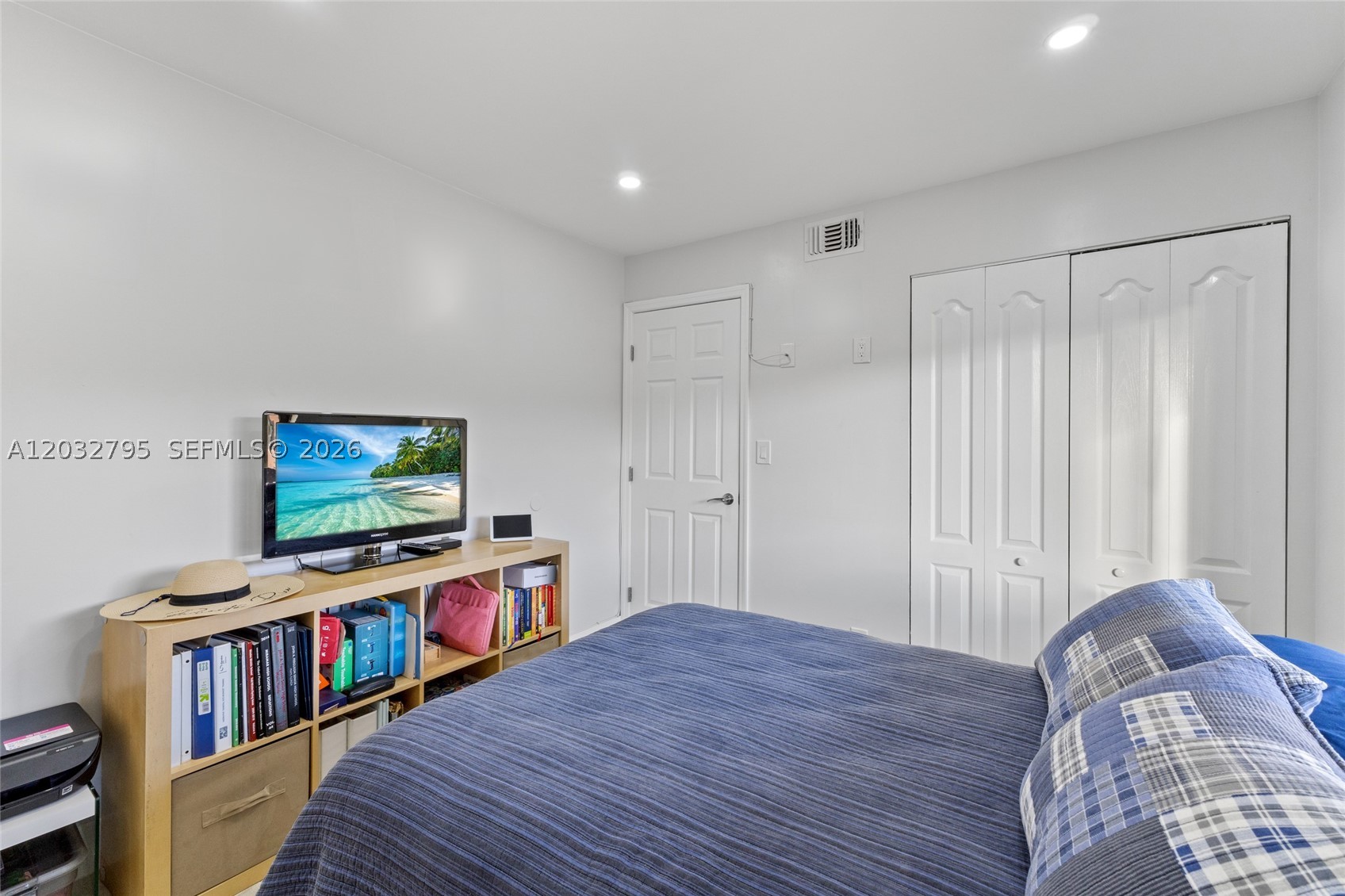 WINDING LAKE AT WELLEBY C - Residential