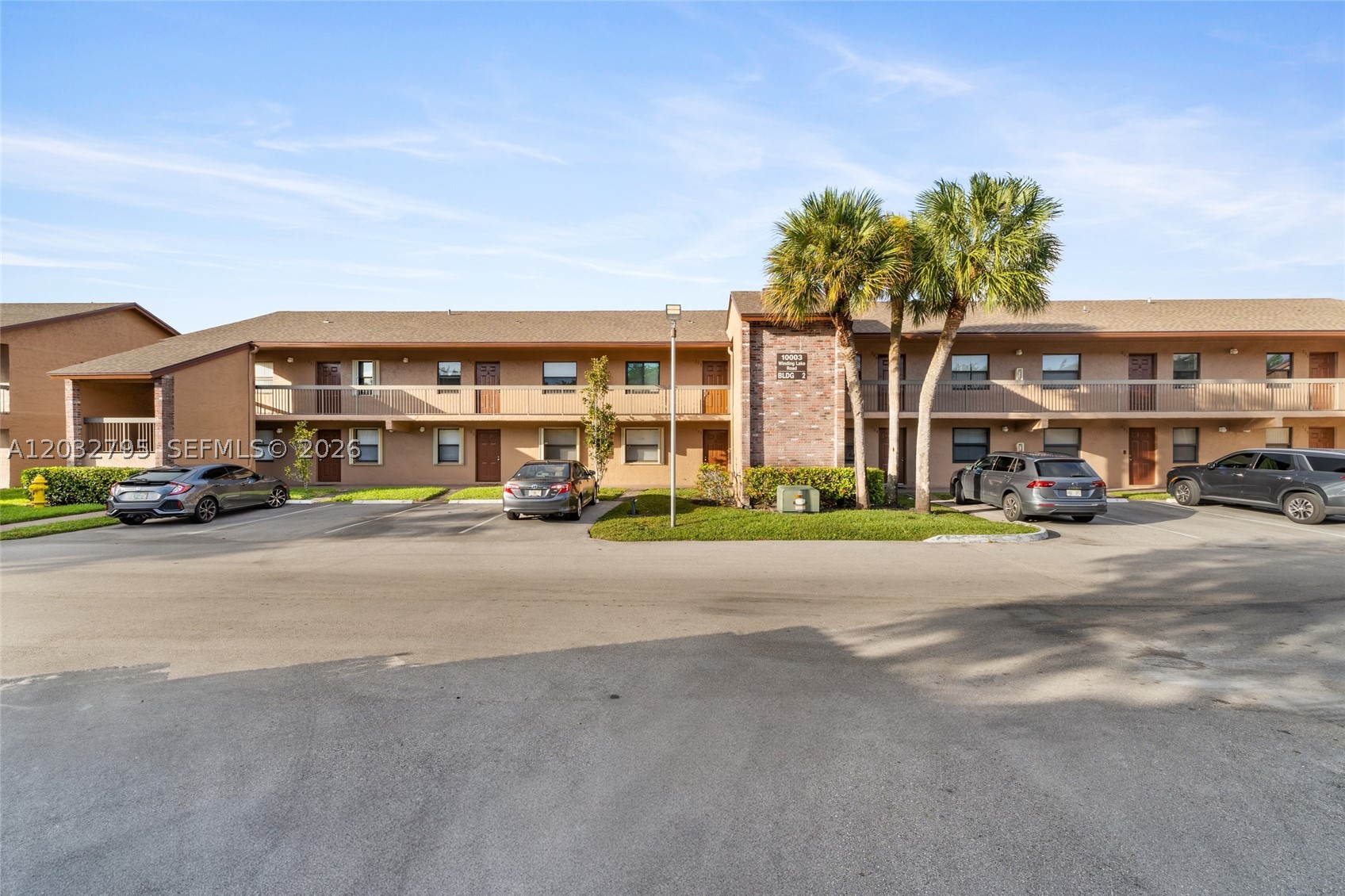 WINDING LAKE AT WELLEBY C - Residential