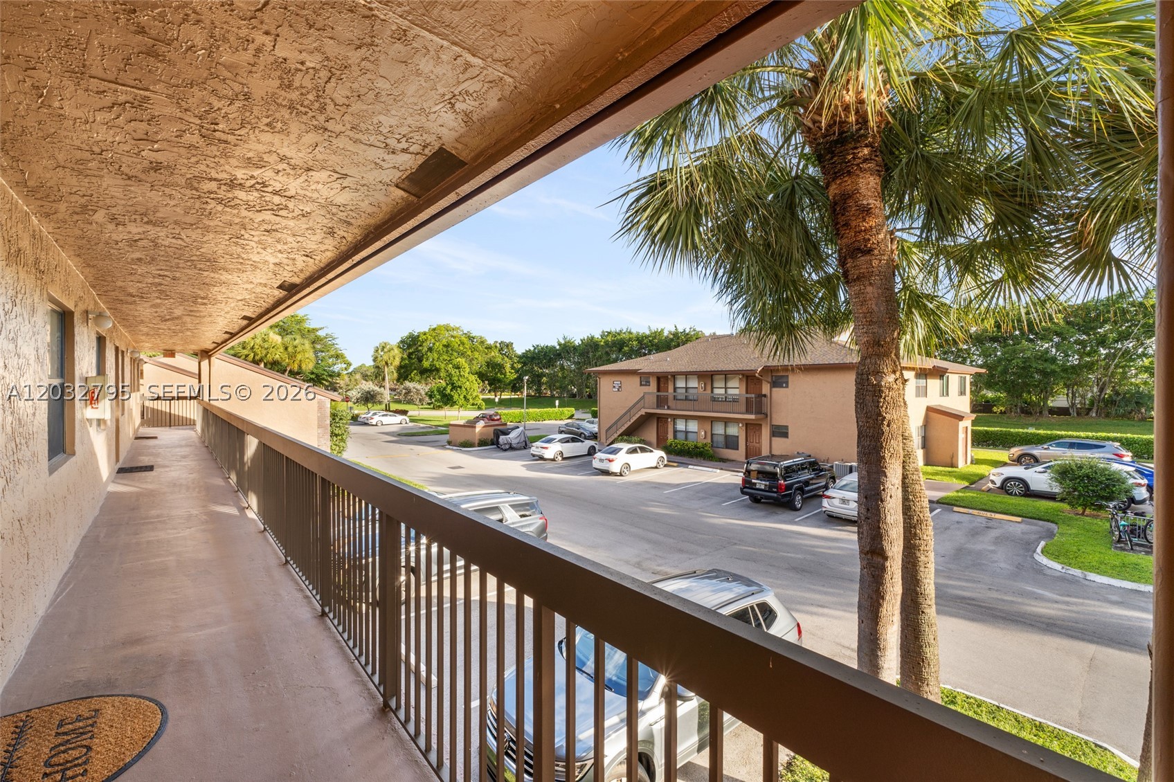 WINDING LAKE AT WELLEBY C - Residential
