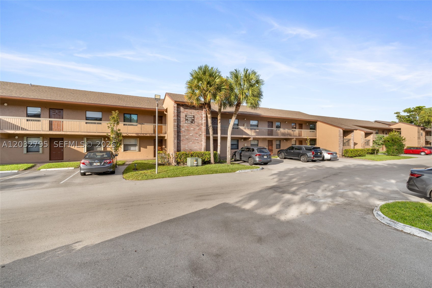 WINDING LAKE AT WELLEBY C - Residential