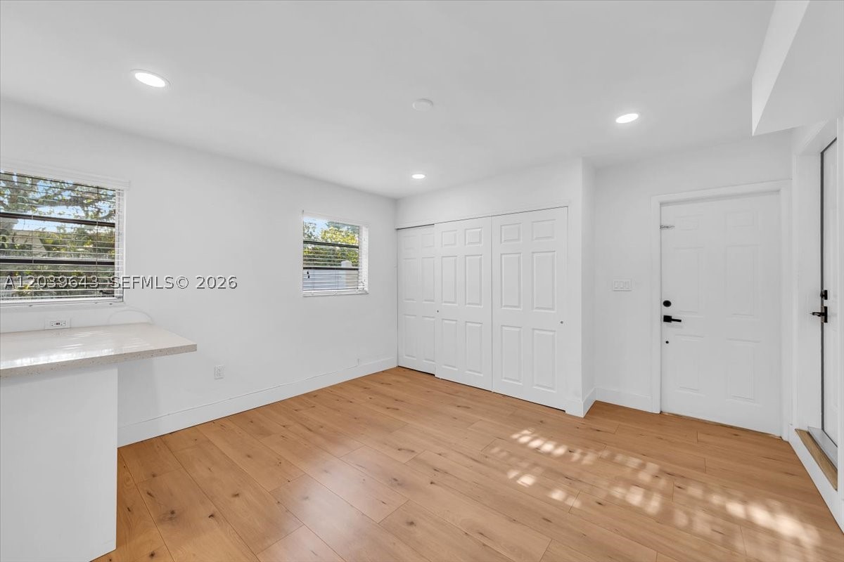 INGLESIDE PARK - Residential