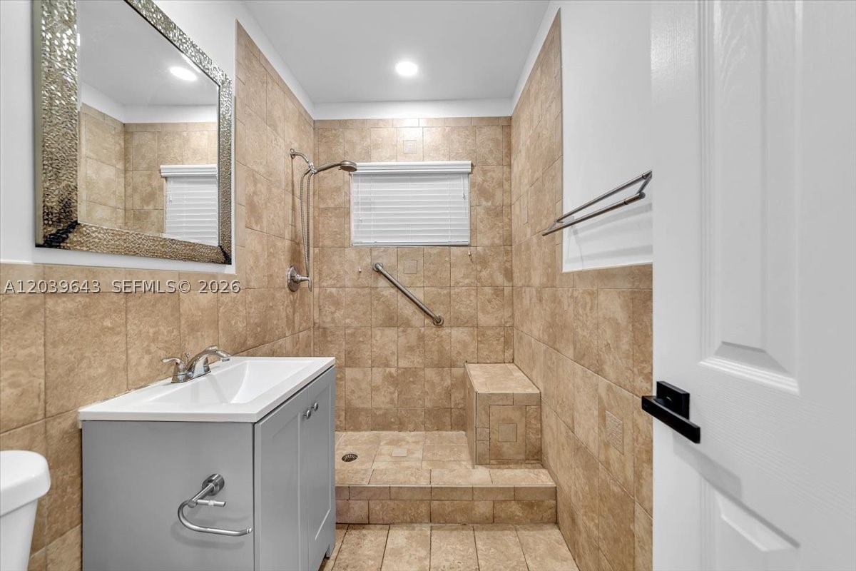INGLESIDE PARK - Residential
