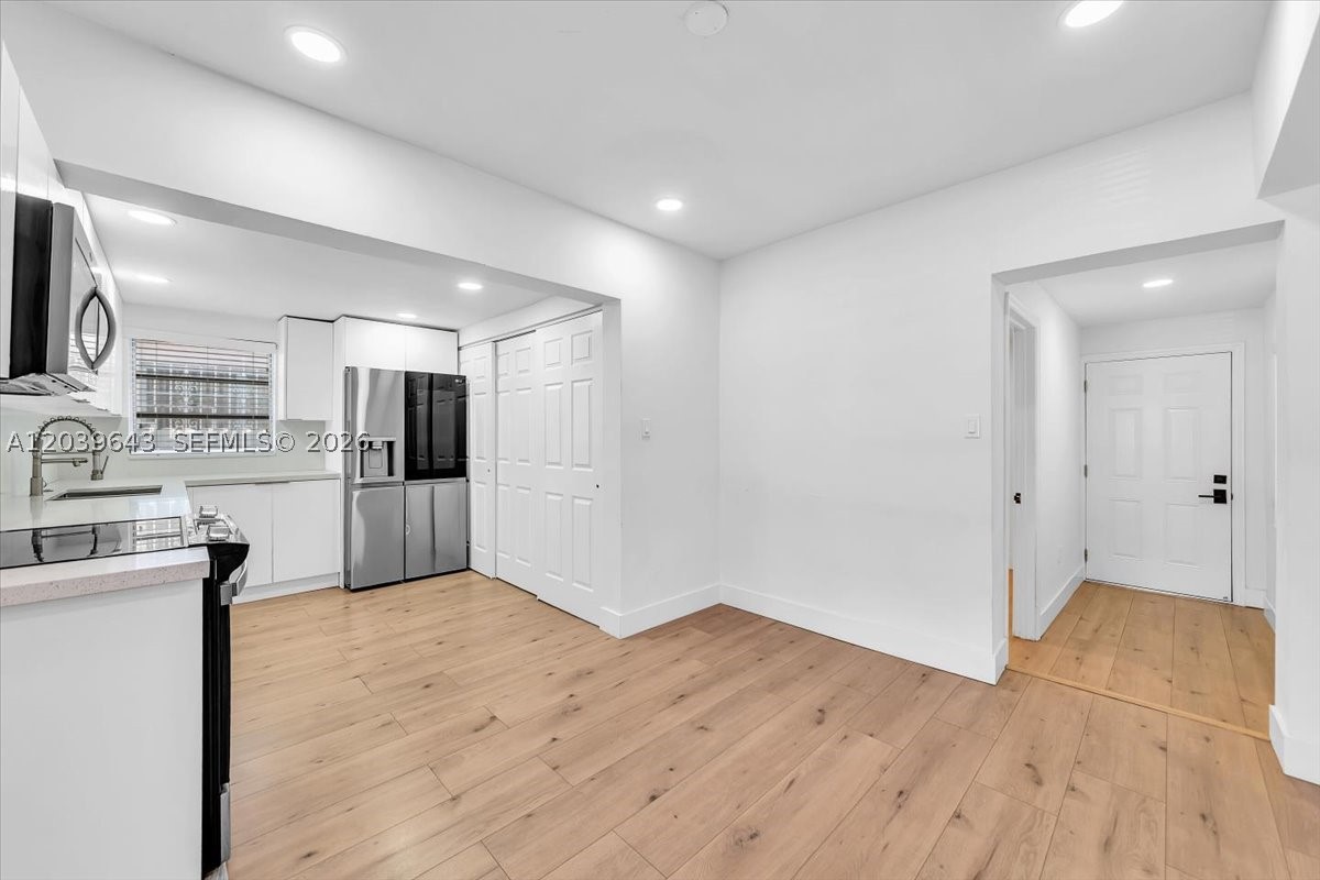 INGLESIDE PARK - Residential