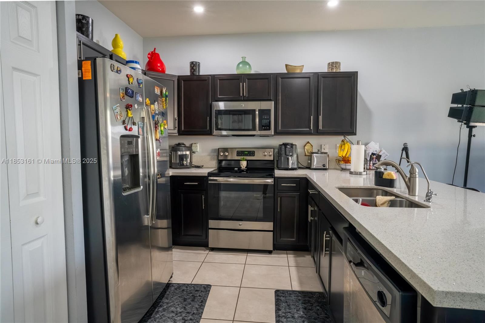 COCO PALM ESTATES - Residential