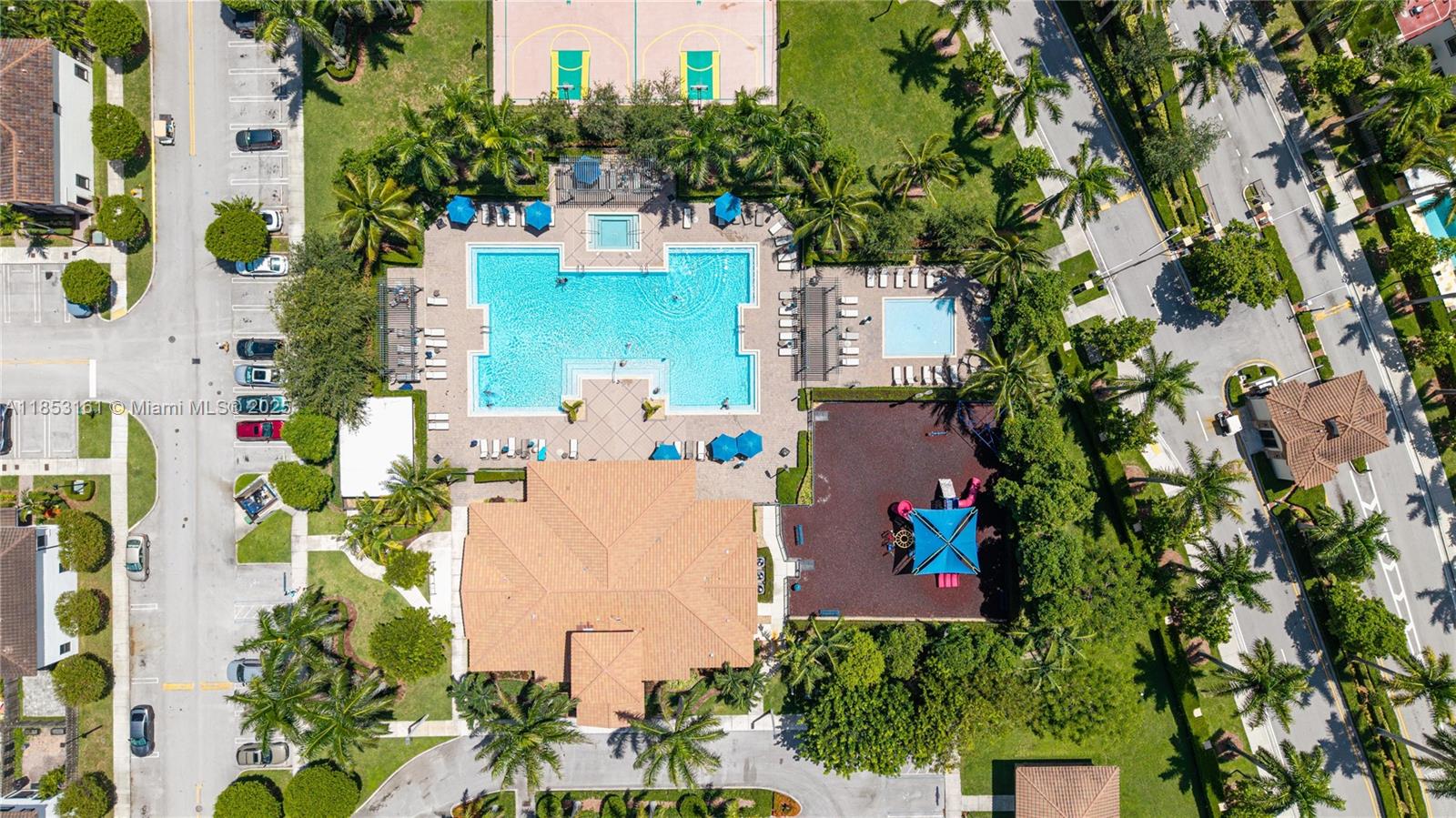 COCO PALM ESTATES - Residential