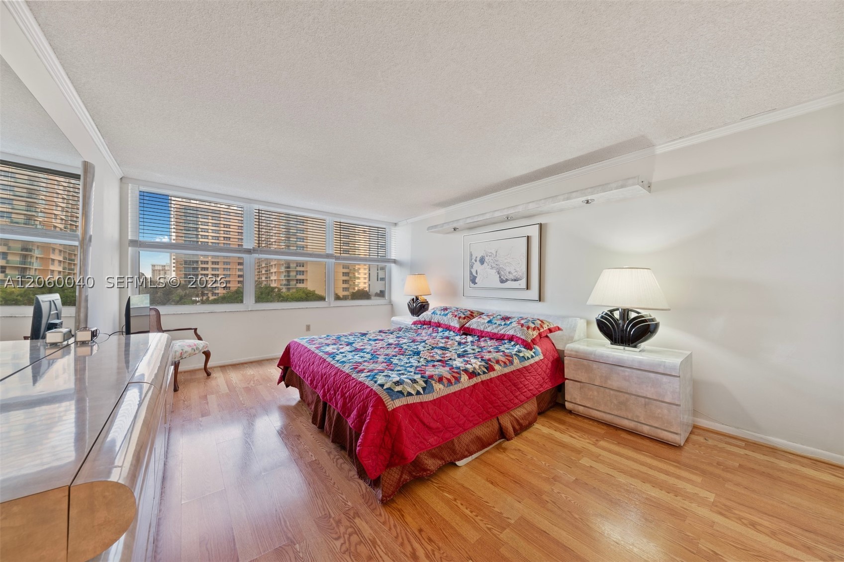 AQUARIUS CONDO - Residential