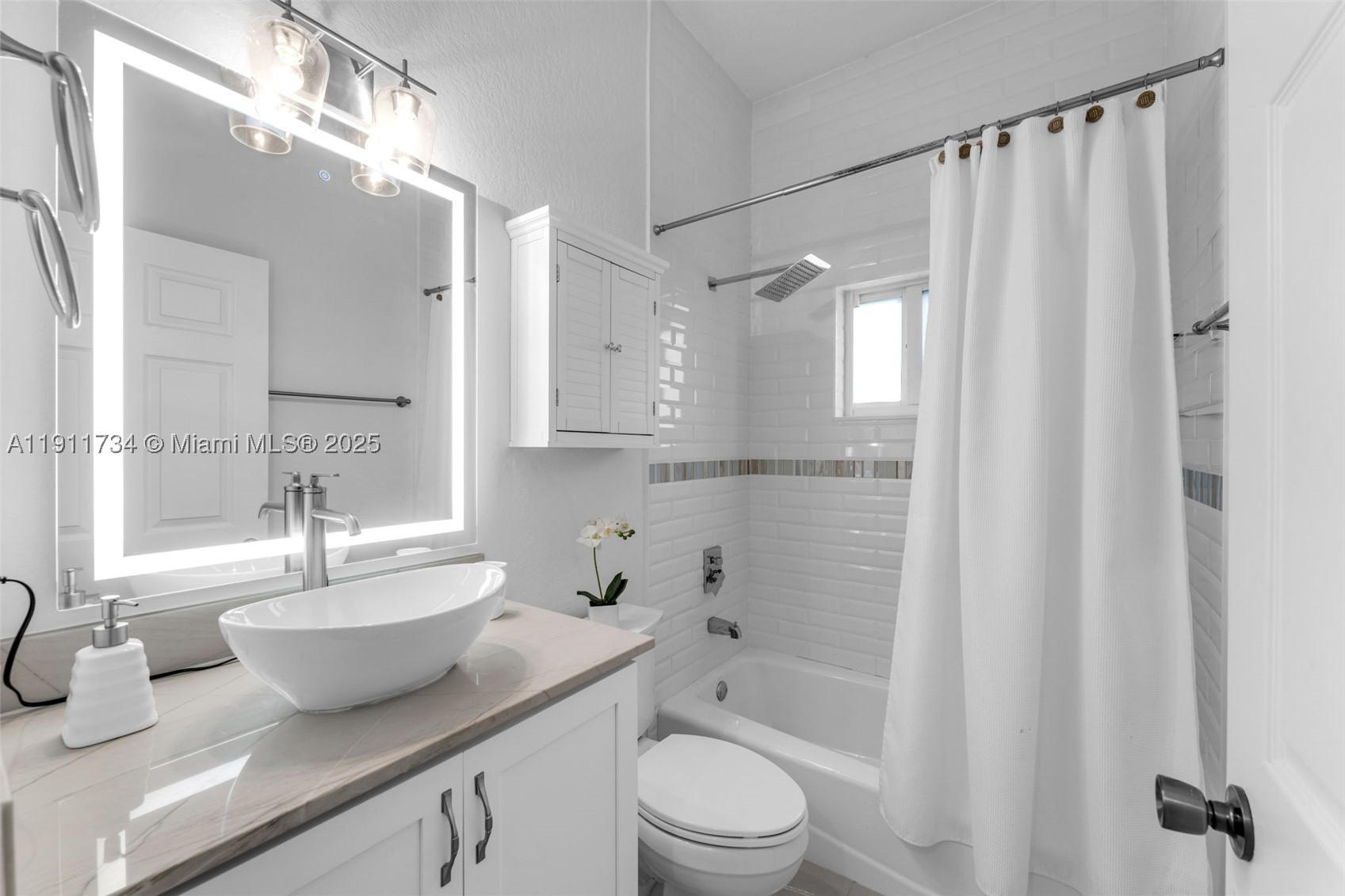 ESTATE HOMES FIRST ADDITI - Residential
