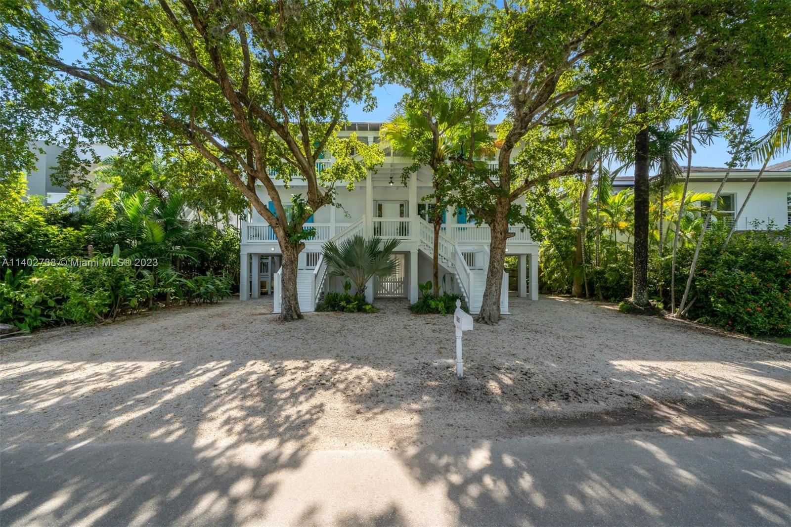 TROPICAL ISLE HOMES SUB 4 - Residential