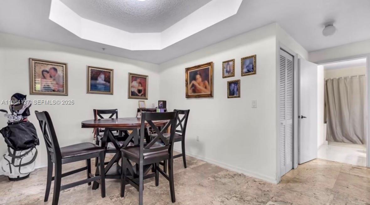 THE COURTS AT DORAL ISLE - Residential