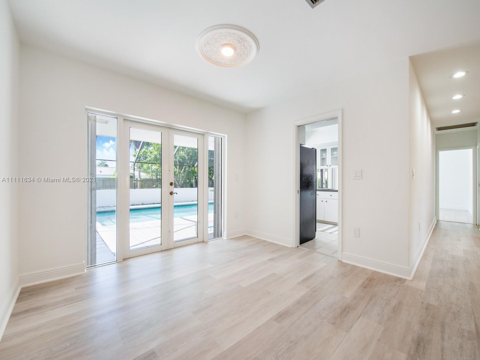 PALMETTO PINES ESTATES - Residential