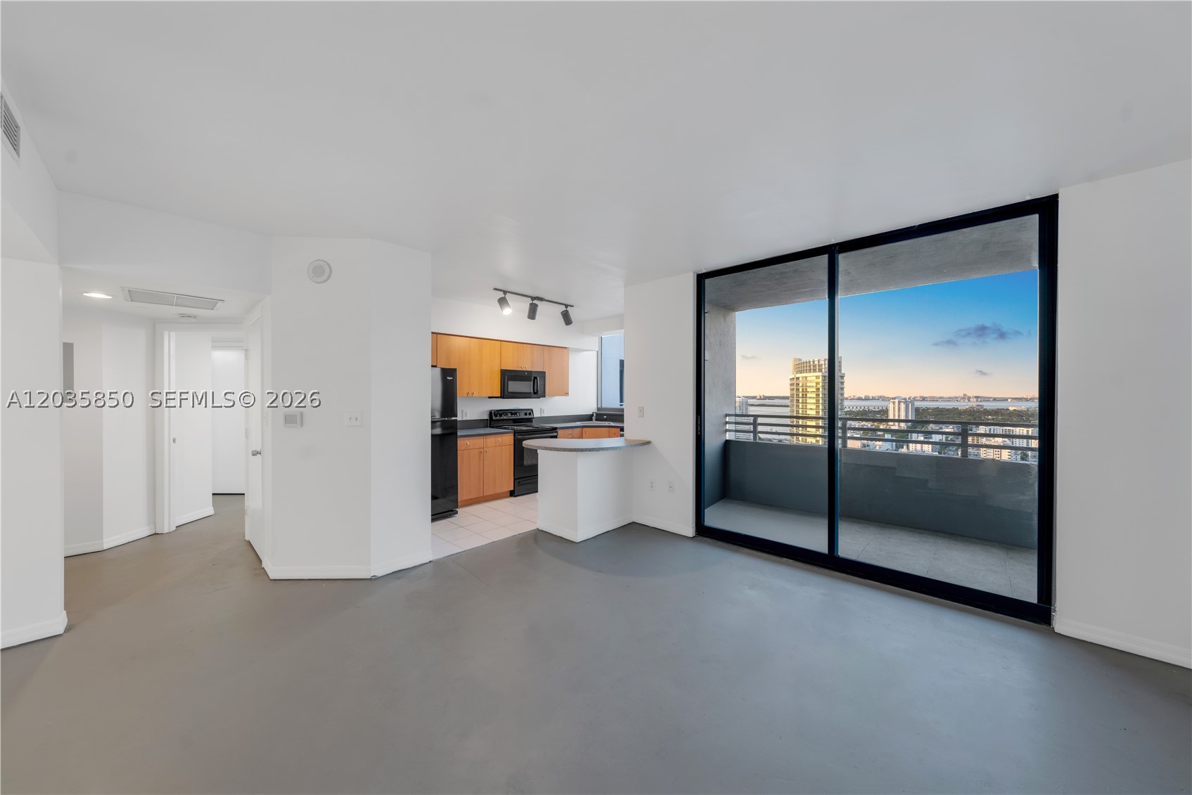 THE WAVERLY AT SOUTH BEACH - Residential