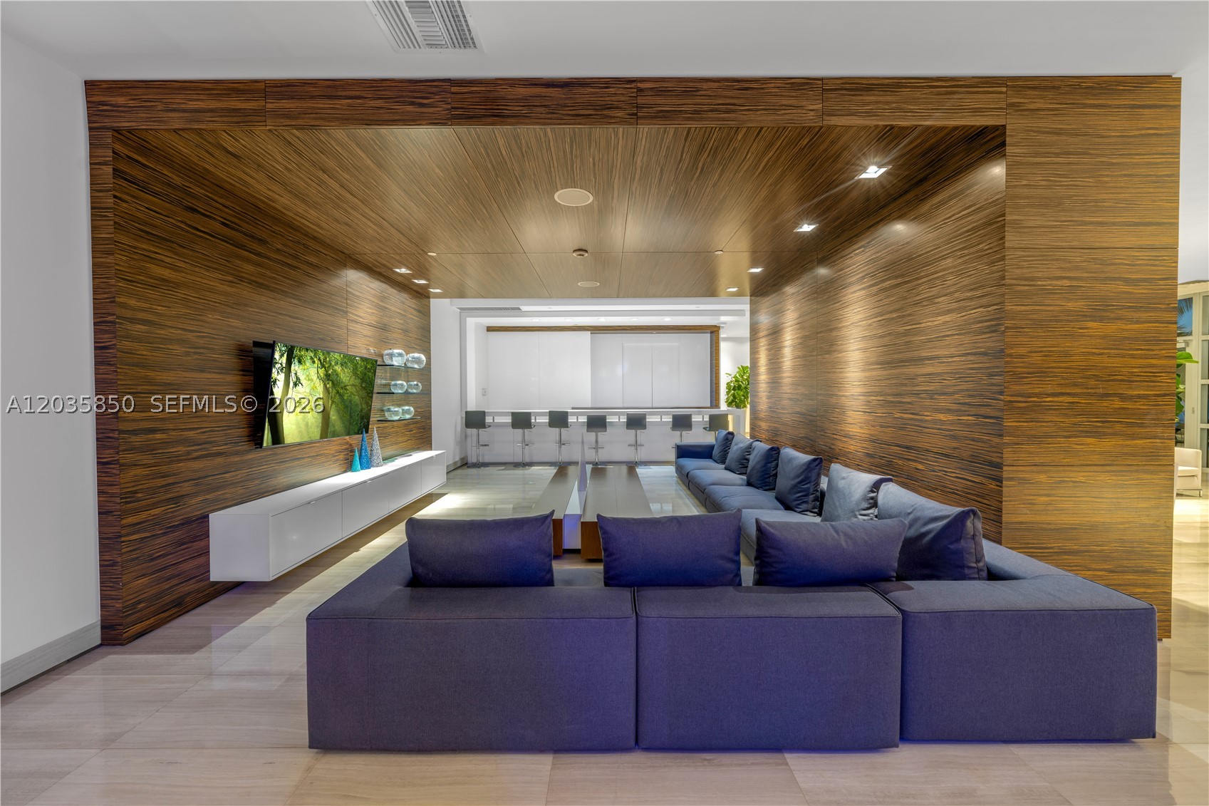 THE WAVERLY AT SOUTH BEACH - Residential