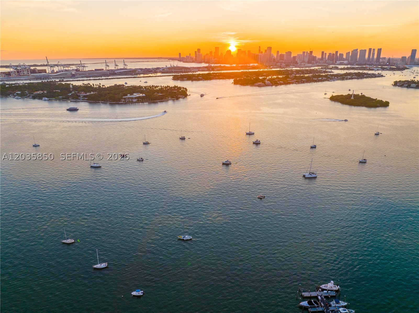 THE WAVERLY AT SOUTH BEACH - Residential