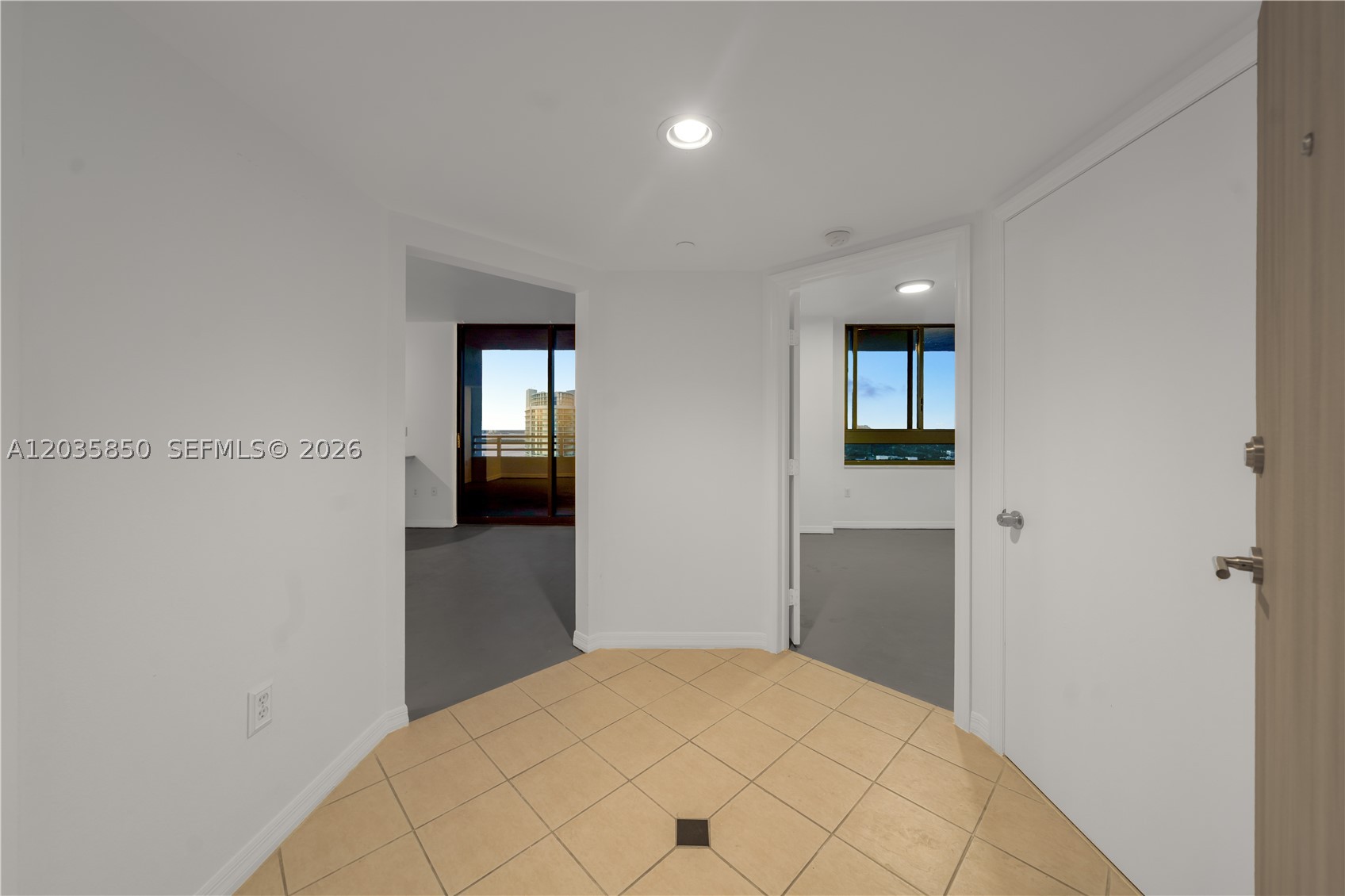 THE WAVERLY AT SOUTH BEACH - Residential