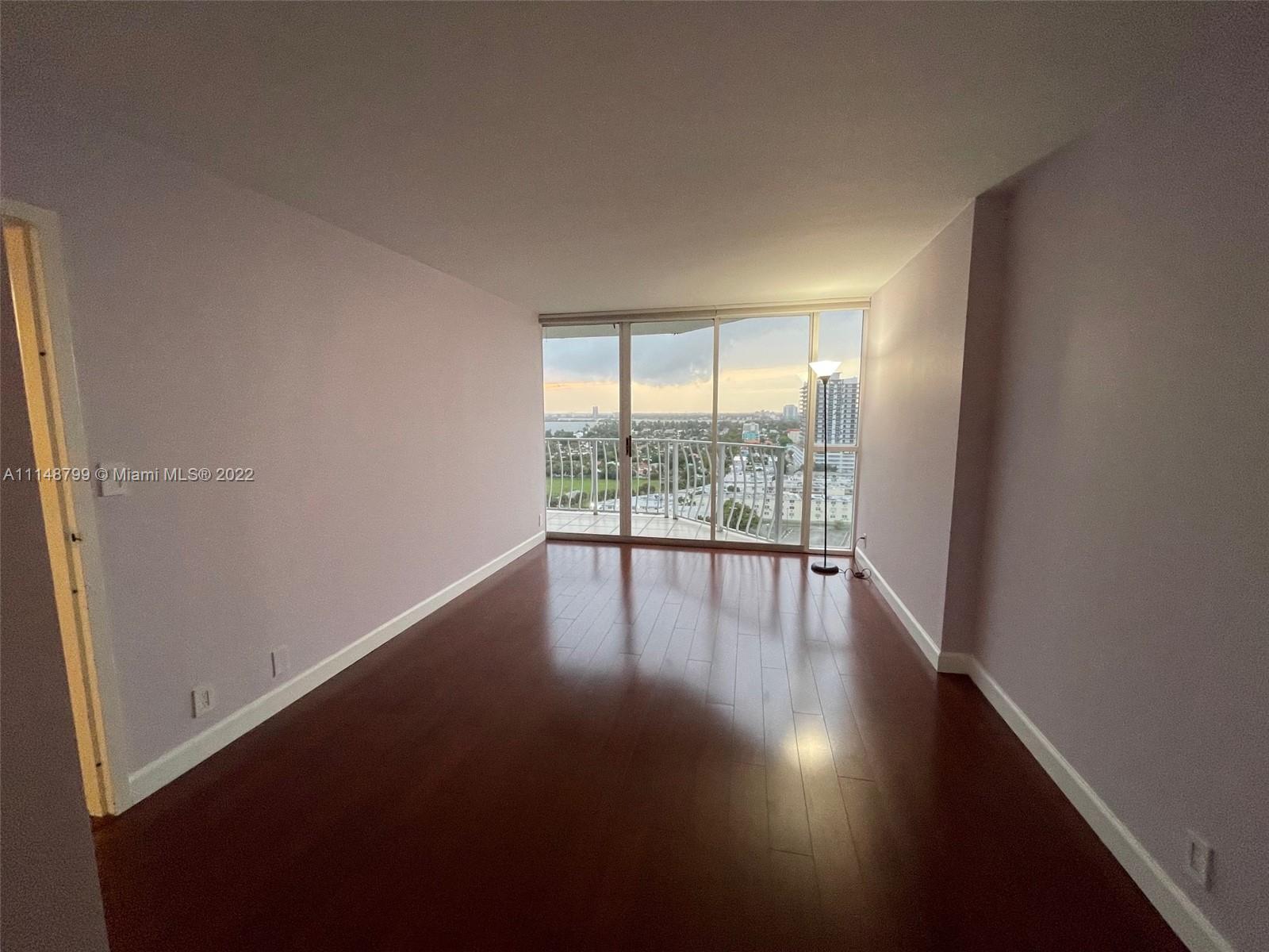 THE GRANDVIEW PALACE - Residential Lease