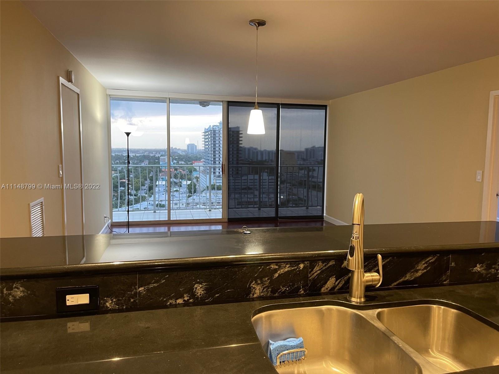 THE GRANDVIEW PALACE - Residential Lease
