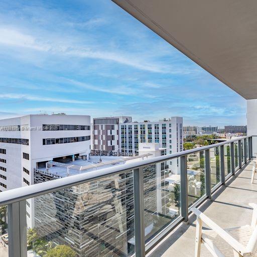 AVENTURA PARKSQUARE RES - Residential Lease