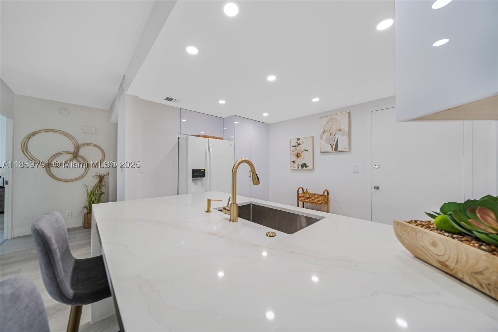 SKY HARBOUR EAST CONDO - Residential