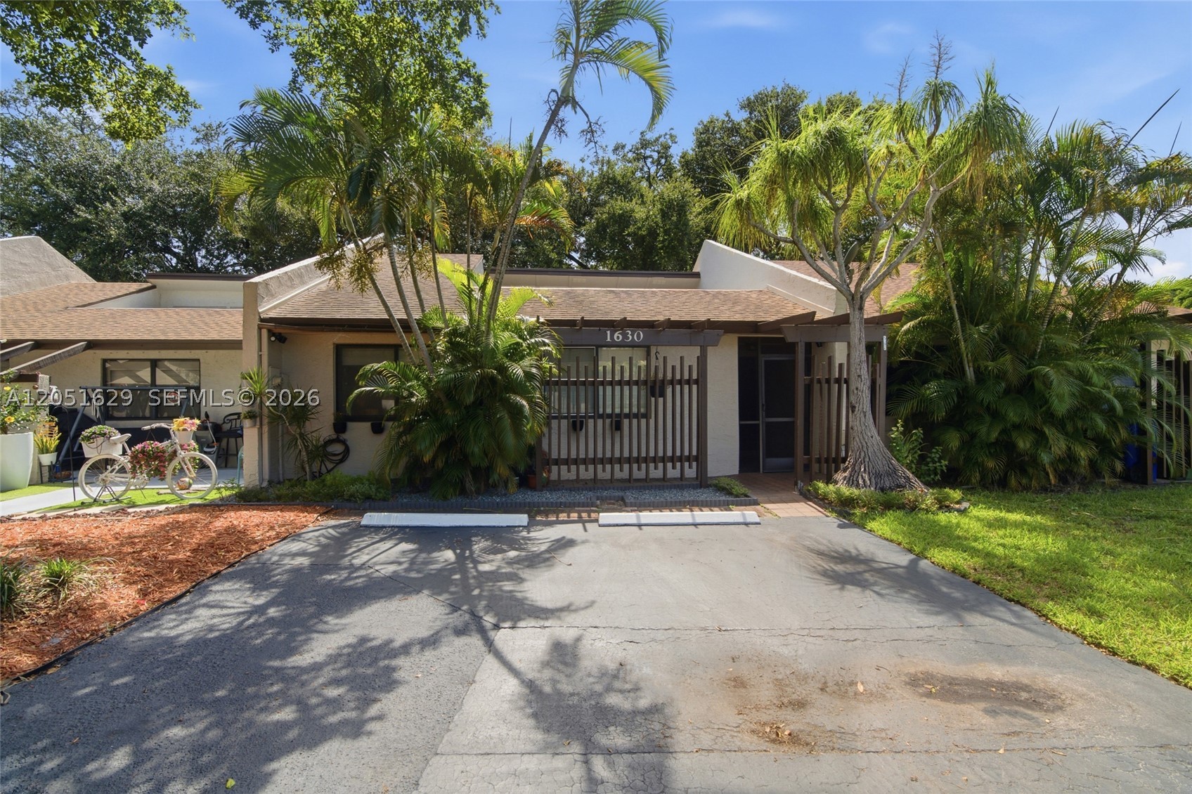 EVERGLADES SUGAR & LAND C - Residential