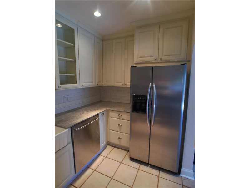 CENTRAL MIAMI PART 1 - Residential Lease