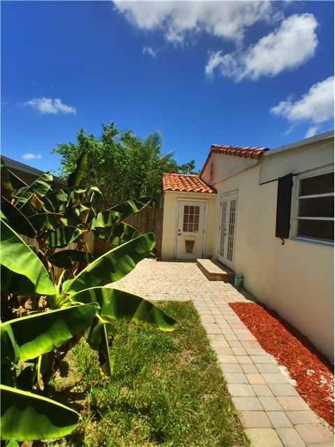CENTRAL MIAMI PART 1 - Residential Lease