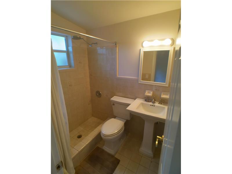CENTRAL MIAMI PART 1 - Residential Lease