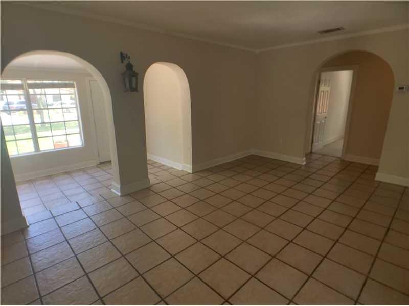 CENTRAL MIAMI PART 1 - Residential Lease