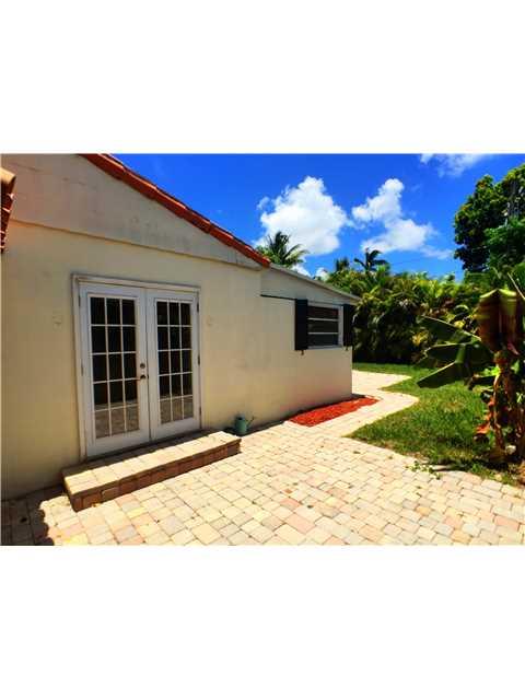 CENTRAL MIAMI PART 1 - Residential Lease