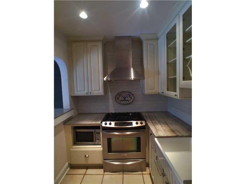 CENTRAL MIAMI PART 1 - Residential Lease