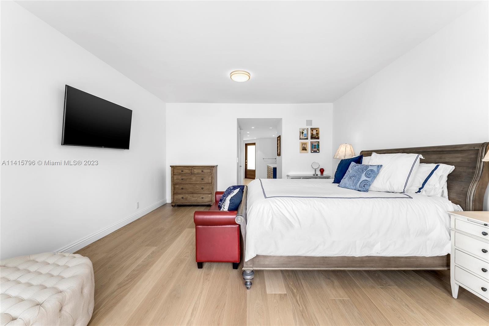 BAYSIDE VILLAGE CONDO - Residential